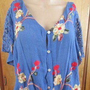 Tunic top Fig and Flower plus size 2X blue
